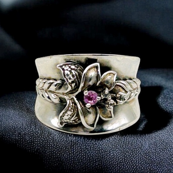 Vintage 925 Selling Silver Wide Band Flower and Vine Ring Size 5 1/2 ~ 5.5 - Picture 1 of 13